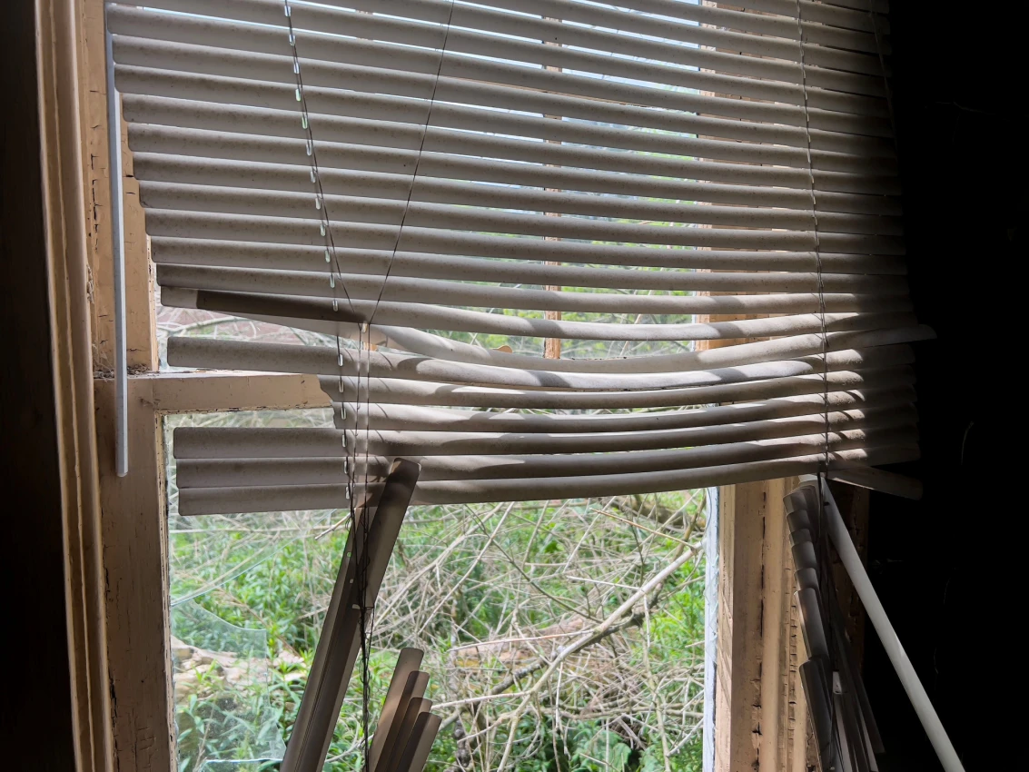 Are Broken Blinds Normal Wear and Tear?