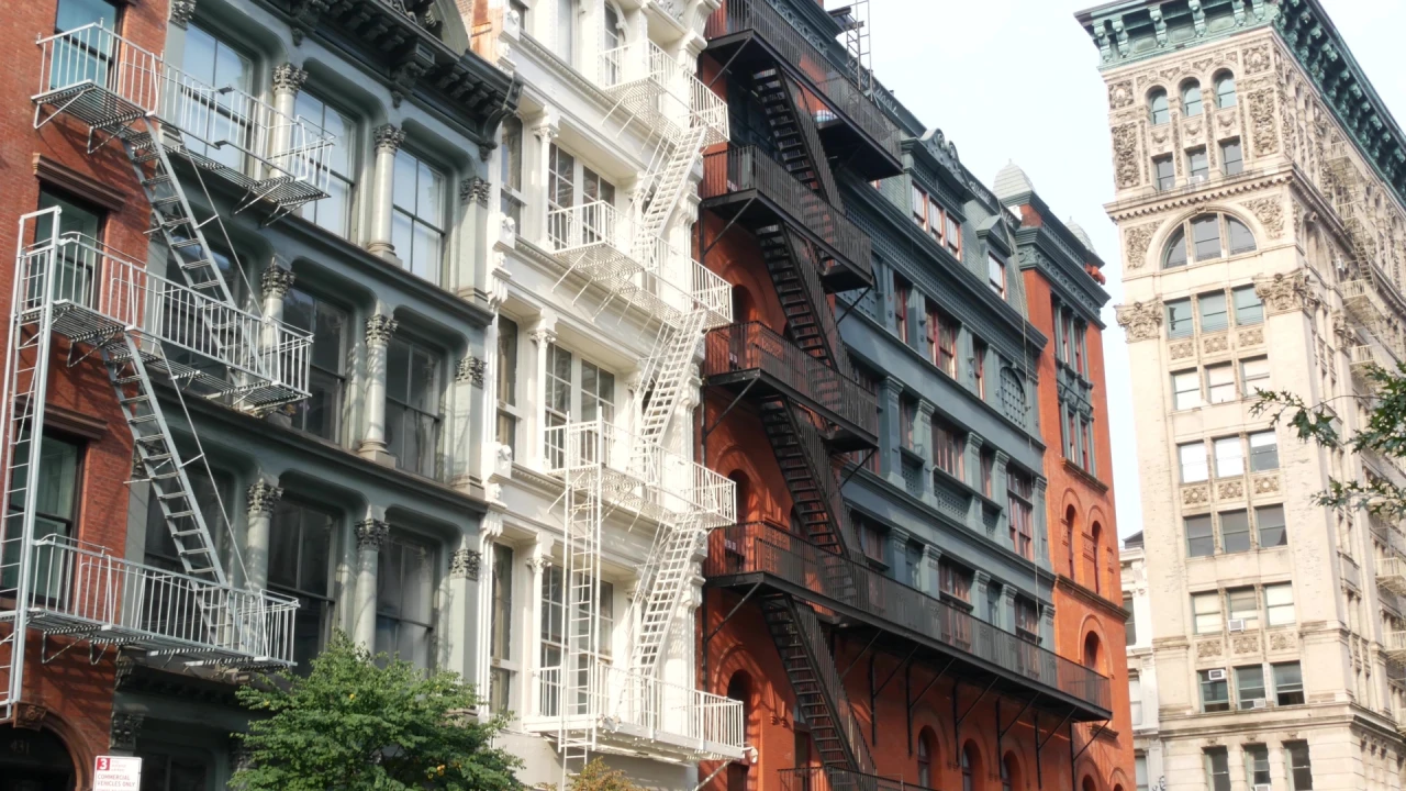 NYC Will Pay Landlords to Fix Up Empty Apartments