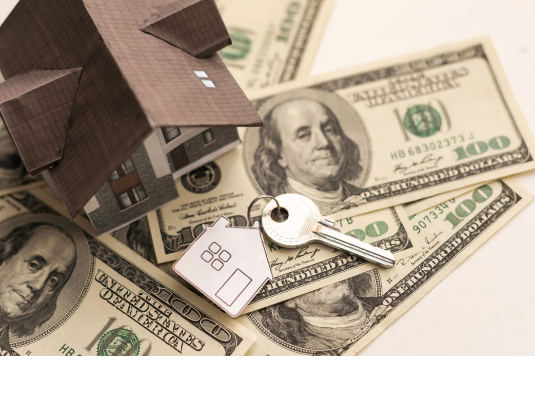 House, money & keys Shutterstock_2384276327