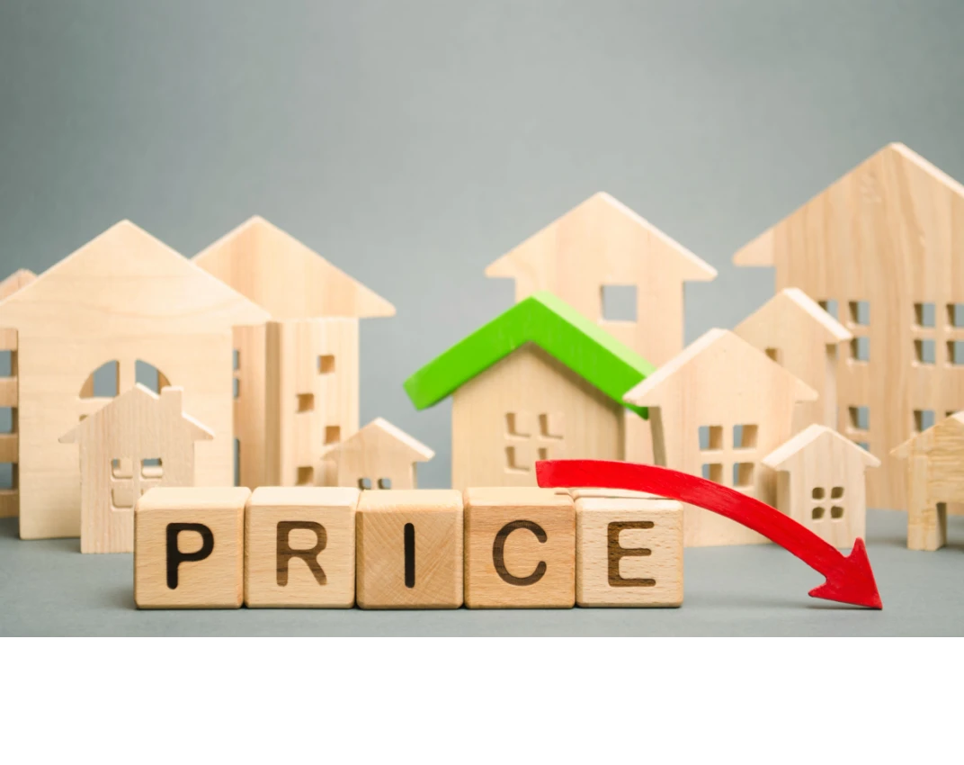 Downward rents Shutterstock_1423709576