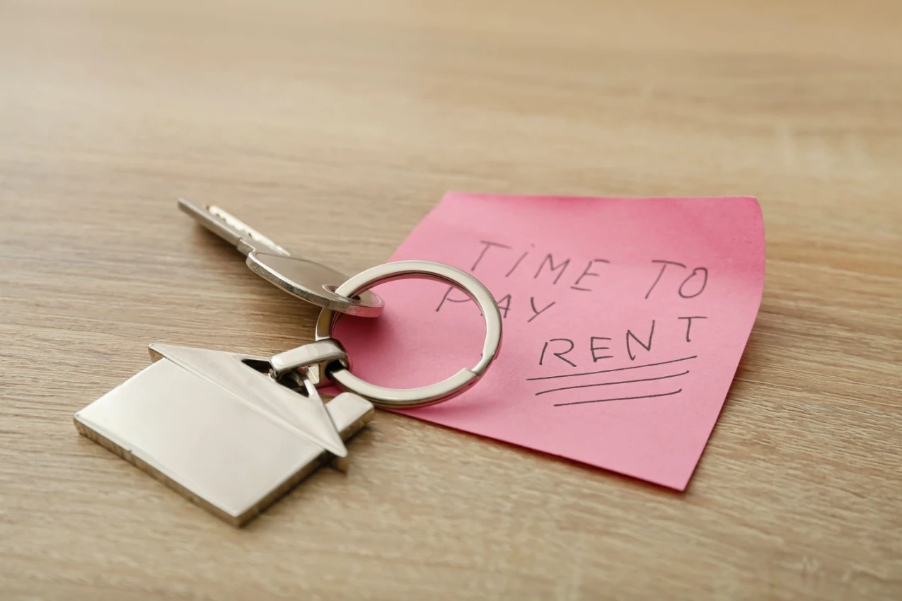 Pay rent Shutterstock_2109580088