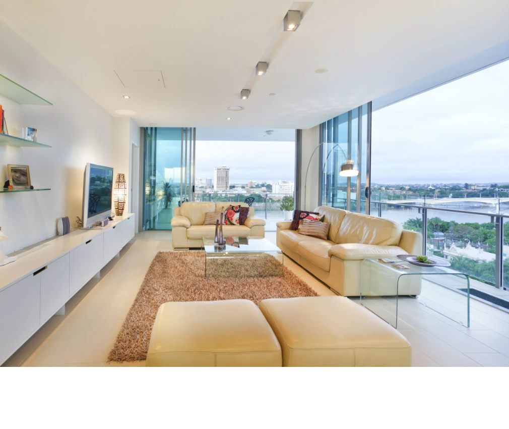 Luxury living room Shutterstock_667151254