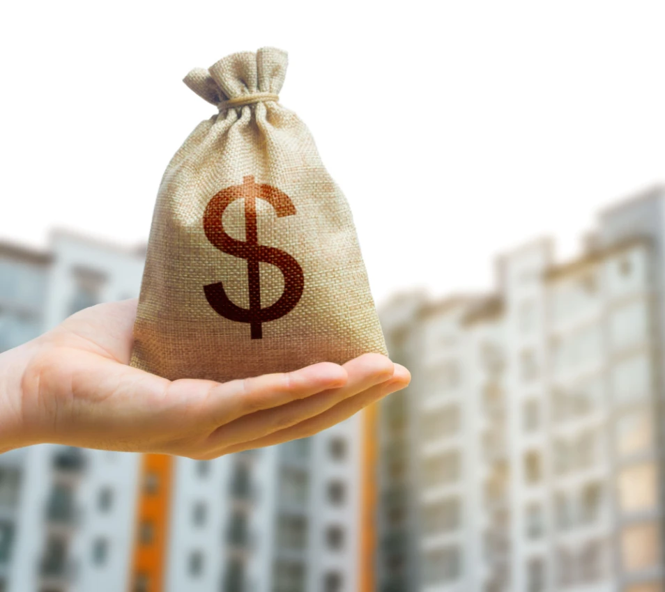 Money for apartments Shutterstock_2380162879 (1)
