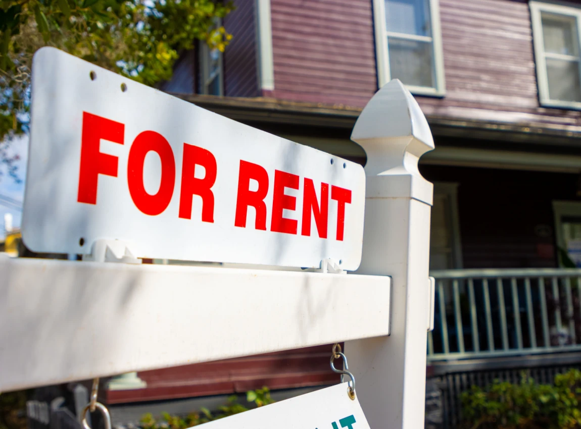 For rent sign Shutterstock_2260179881
