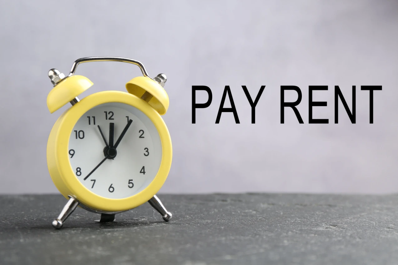 Pay rent clock Shutterstock_2717741553