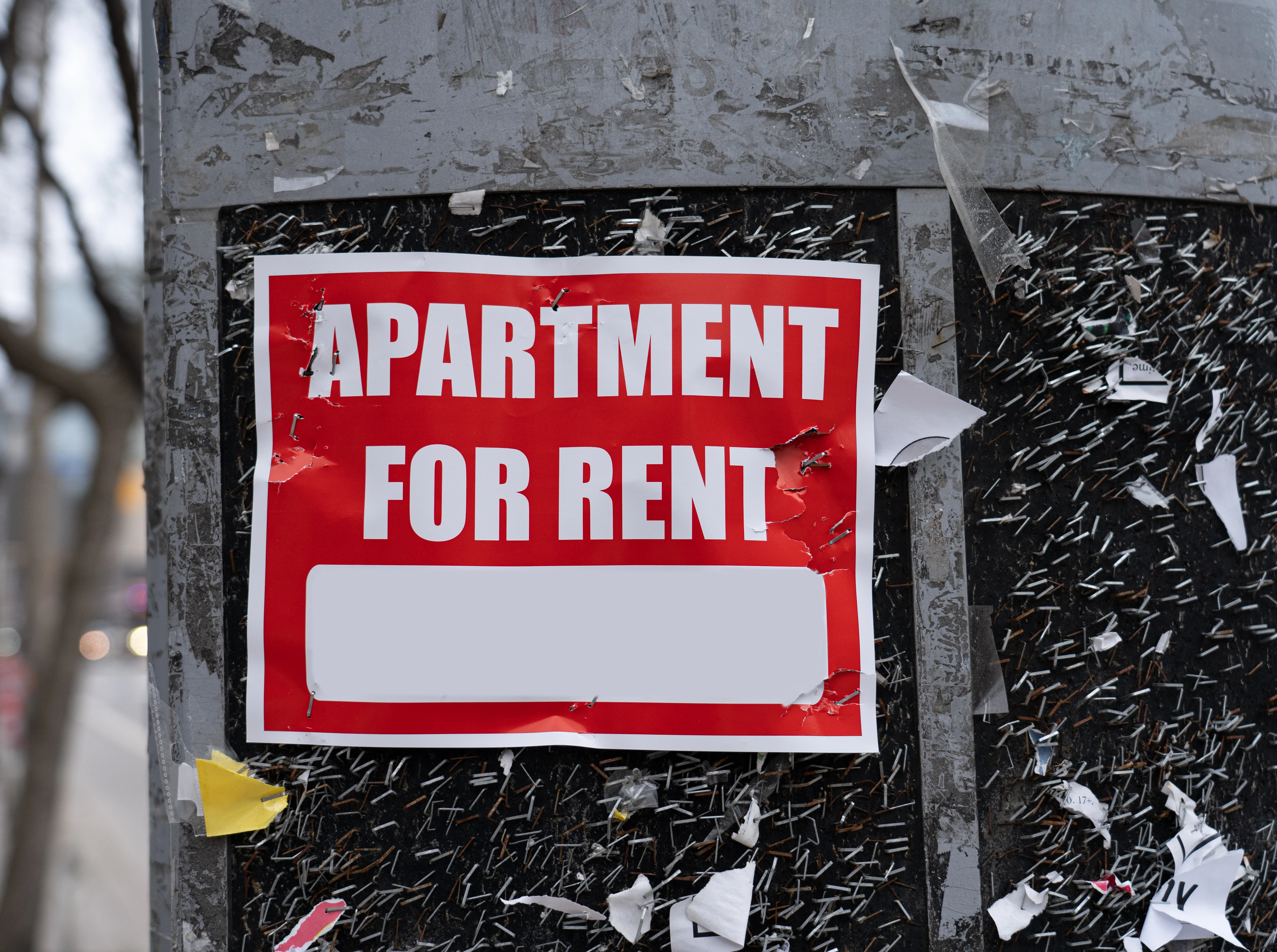 Battered for rent sign shutterstock_1676673274