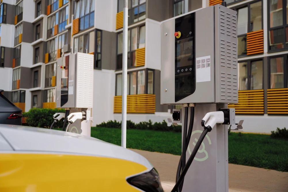 EV charging shutterstock_2677253293