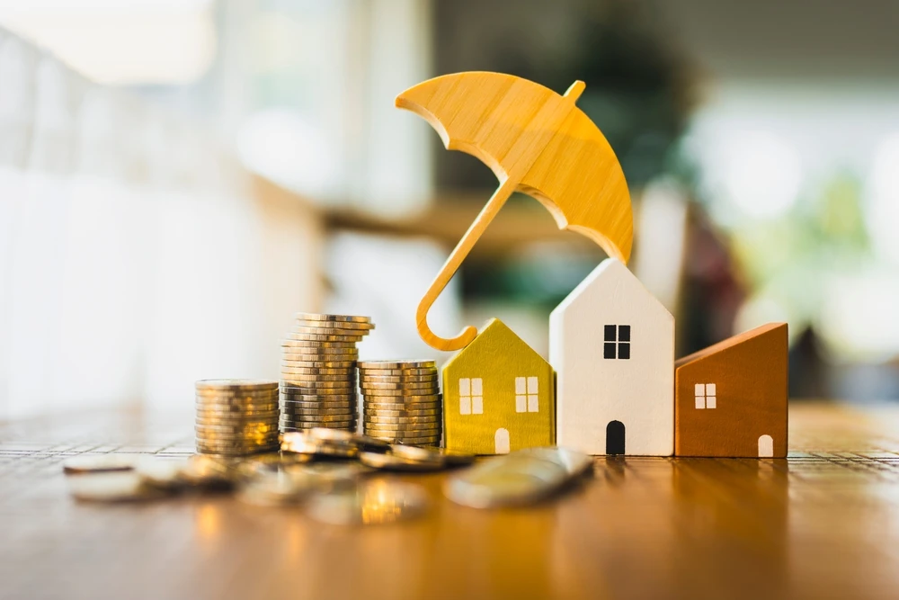 Insurance costs shutterstock_2431060959